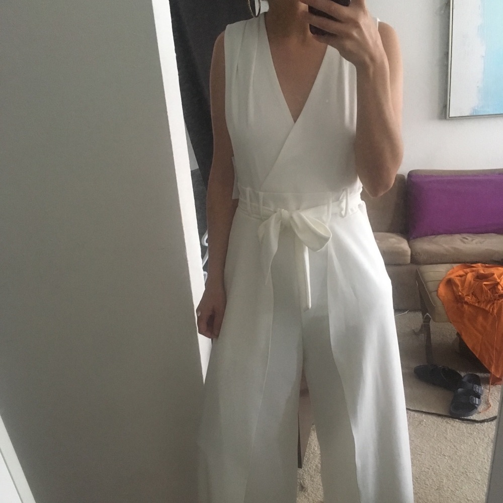 Elegant white jumpsuit